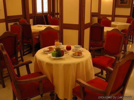 Hotel Ii Castillas Madri
