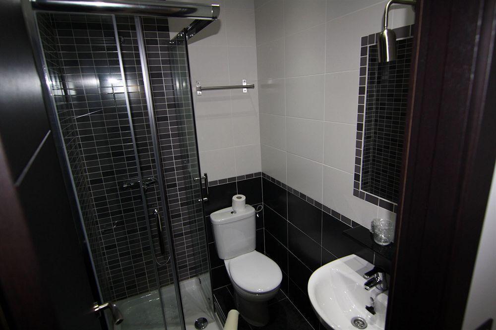 Mh Fuencarral Guest house Madrid