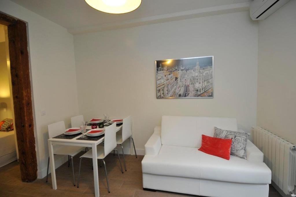 Fuencarral Suites
