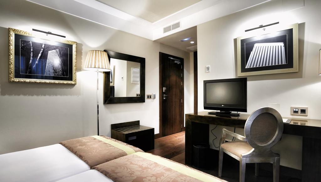 Hotel Jardin Real De Mirasierra Madrid