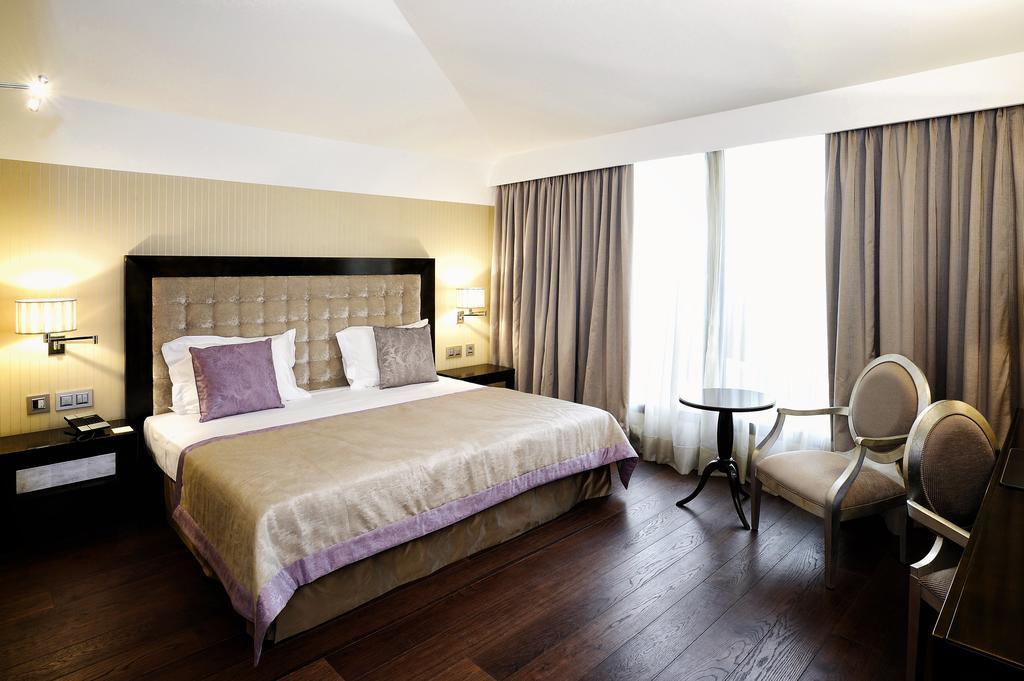 Jardin Real De Mirasierra Hotel