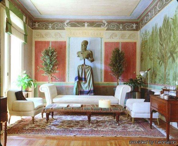 Guest house Escala Opera