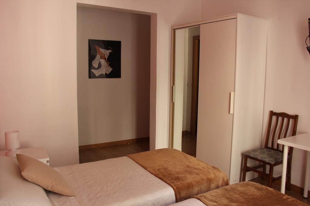 Guest house Casa De Huespedes Galaica *
