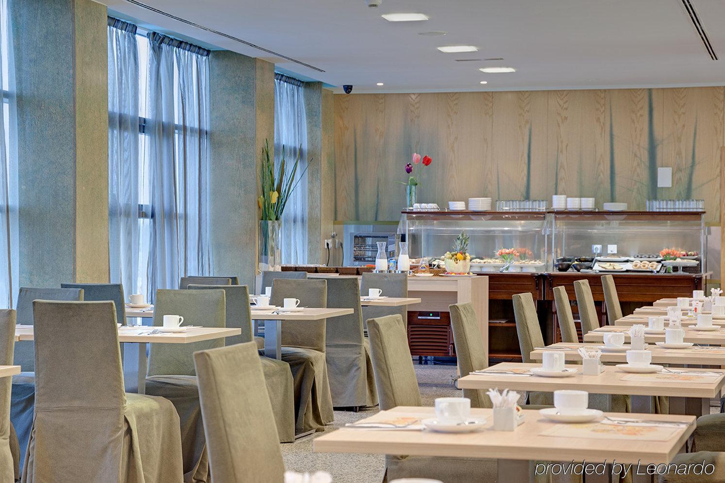 Hotel Crowne Plaza Airport Madri