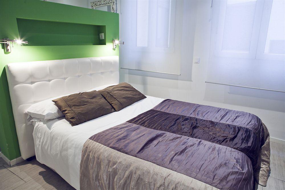 Sixrooms Plaza Mayor Guest house Madrid