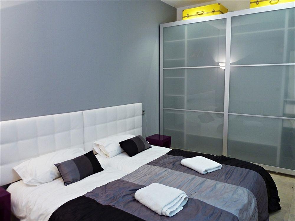 Sixrooms Plaza Mayor 4*