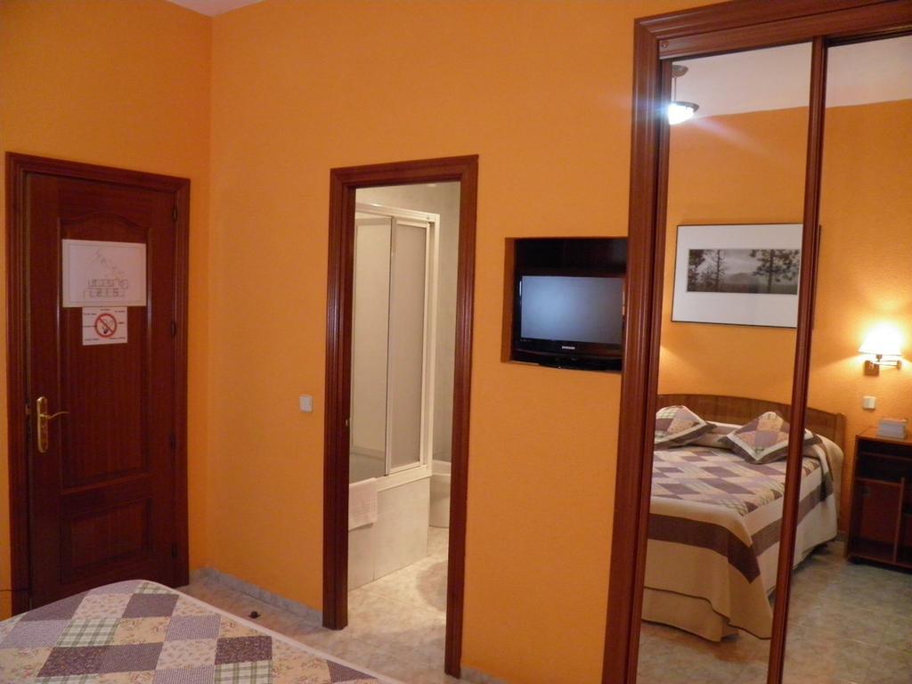 Casa de hóspedes Angelines Madri