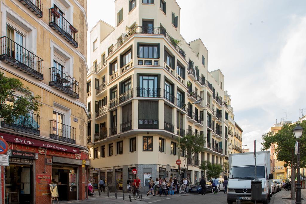 Lejlighed Bookinmadrid Com - Cascorro Sq 18 Pax Madrid