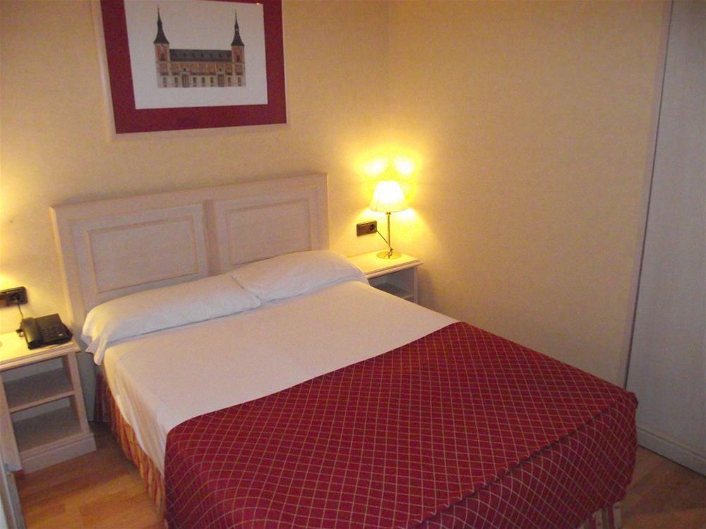 Hotel Luze Castellana 3*