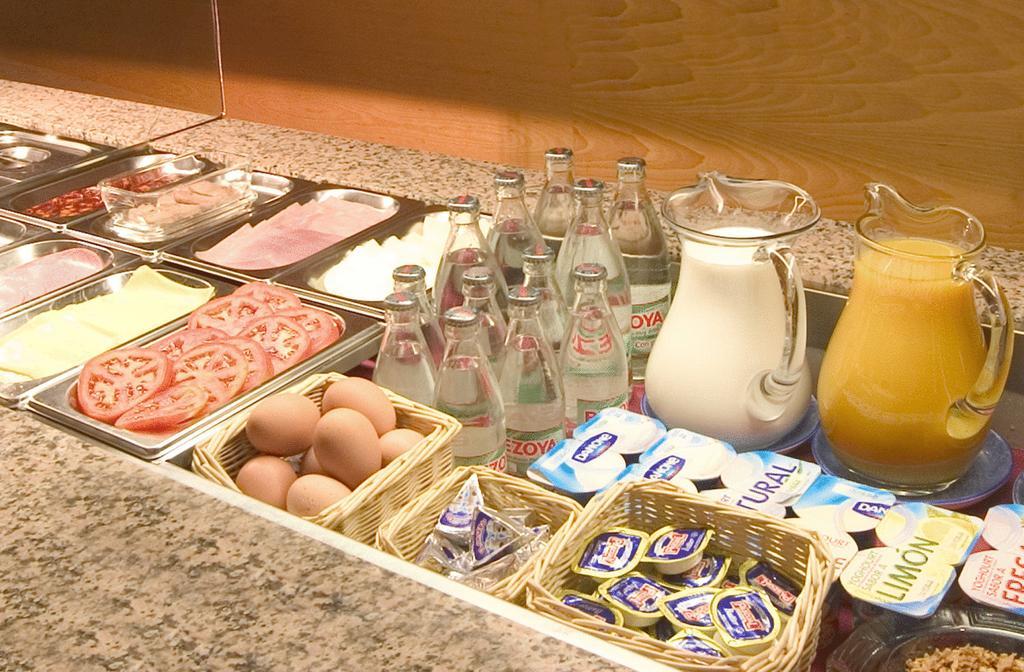 Hotel Infanta Mercedes