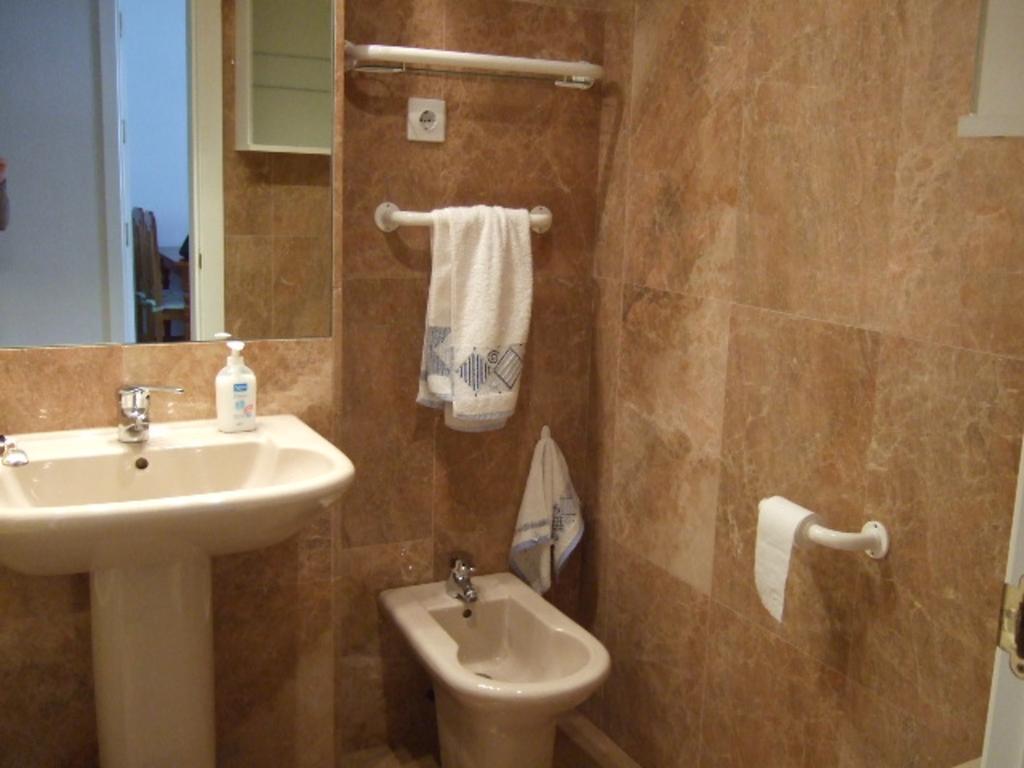 Apartment Apartment San Blas-Canillejas Julian Camarillo