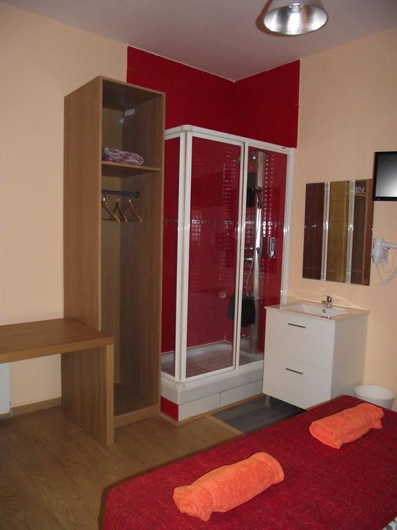 Guest house Village Multicolor Madrid