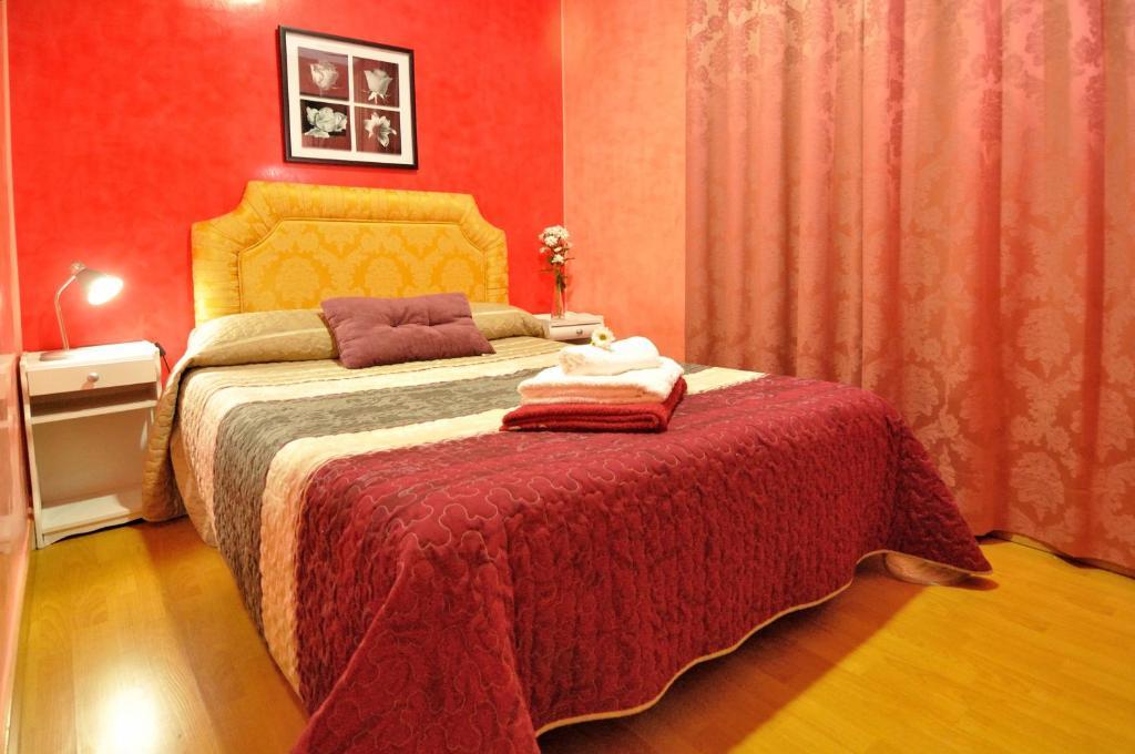 Far Plaza Mayor Hostel Madrid