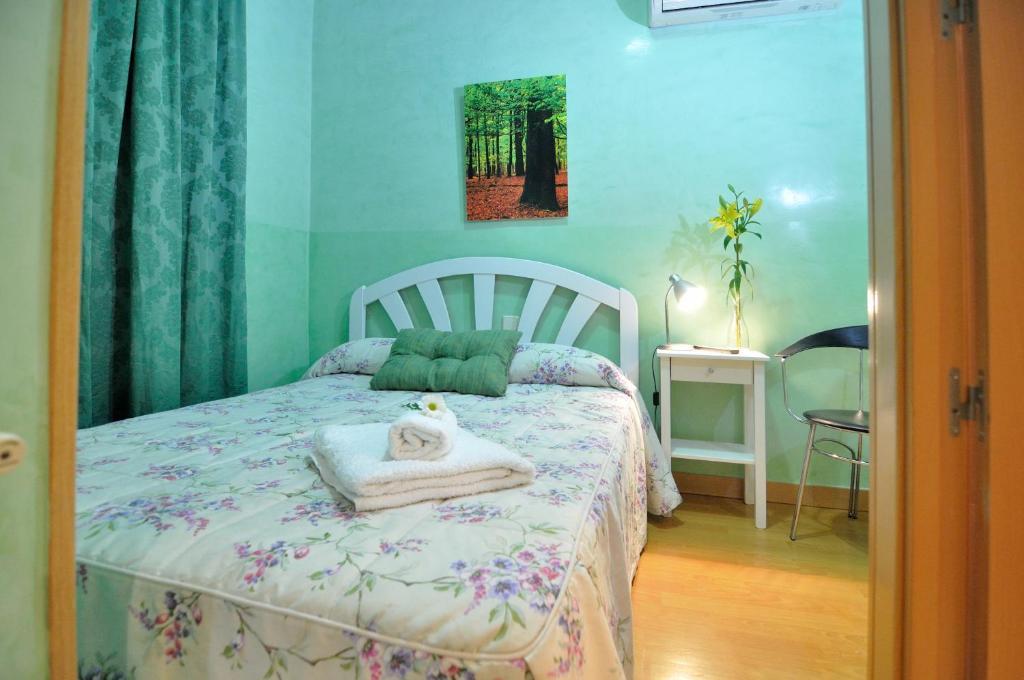 Hostel Far Plaza Mayor