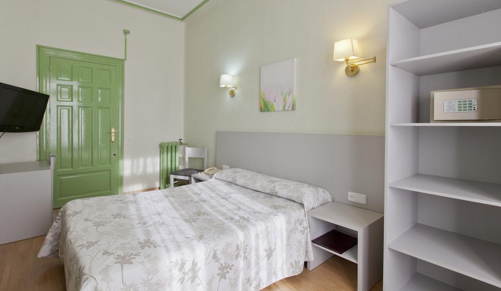 Guest house Andorra 2*