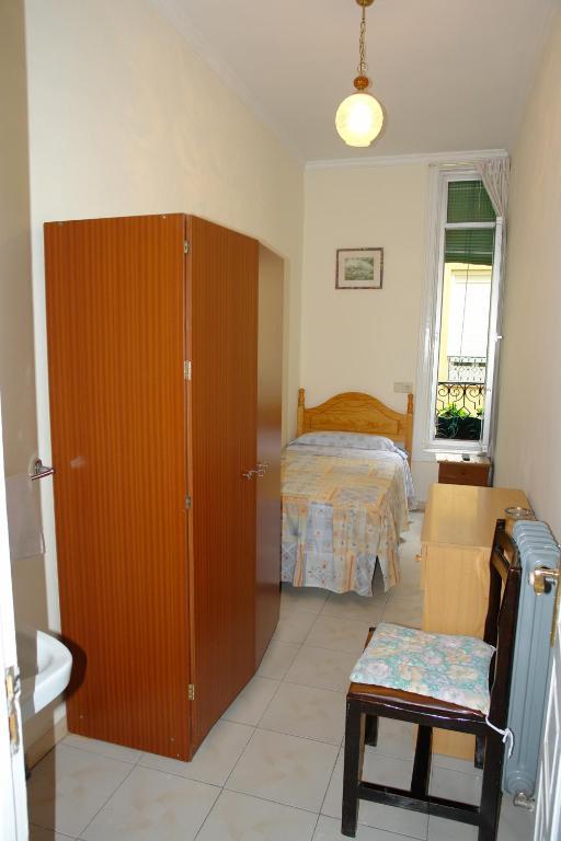 Dos Naciones Guest house *
