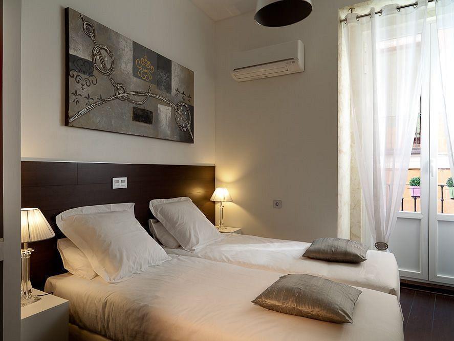 Guest house Thc Latina Madrid