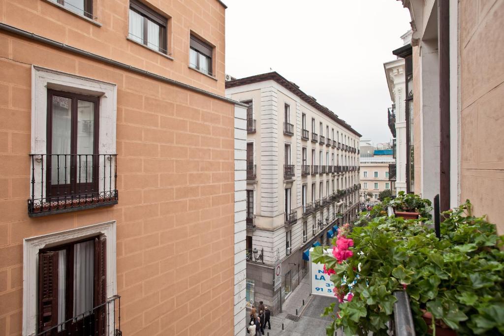 A Nuestra Senora De La Paloma