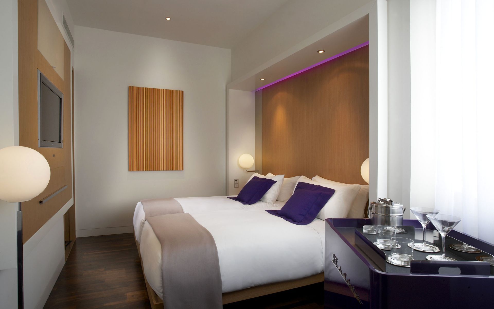 Me Reina Victoria By Meliá Hotel