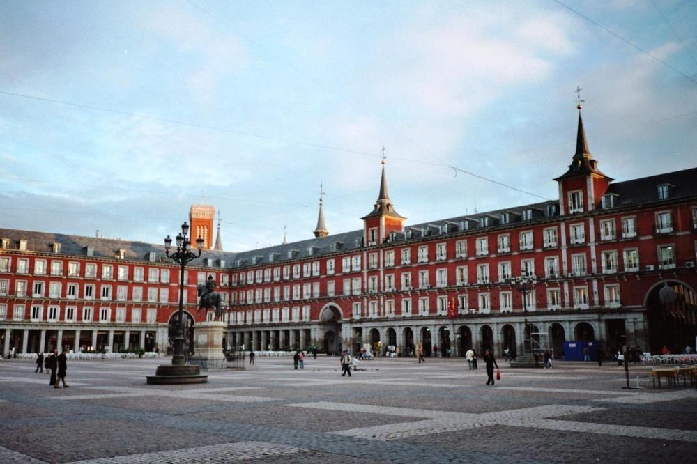 Aeropuerto T1 T2 T3 Hotel 3*