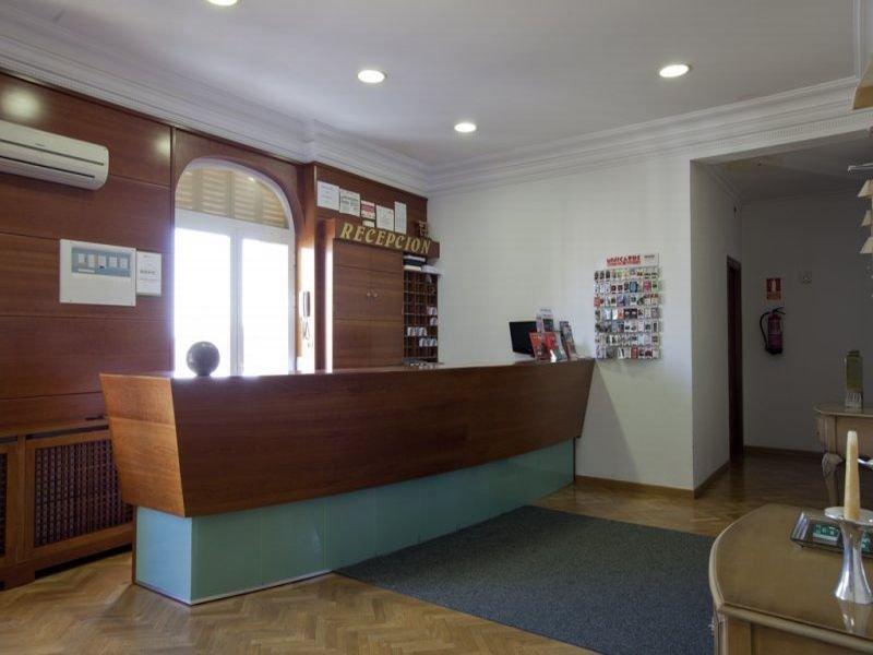 Guest house Jerez 3*