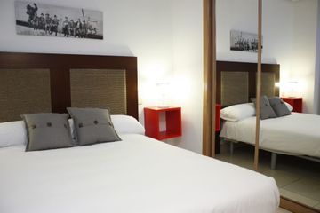 Wootravelling Plaza De Oriente Homtels *