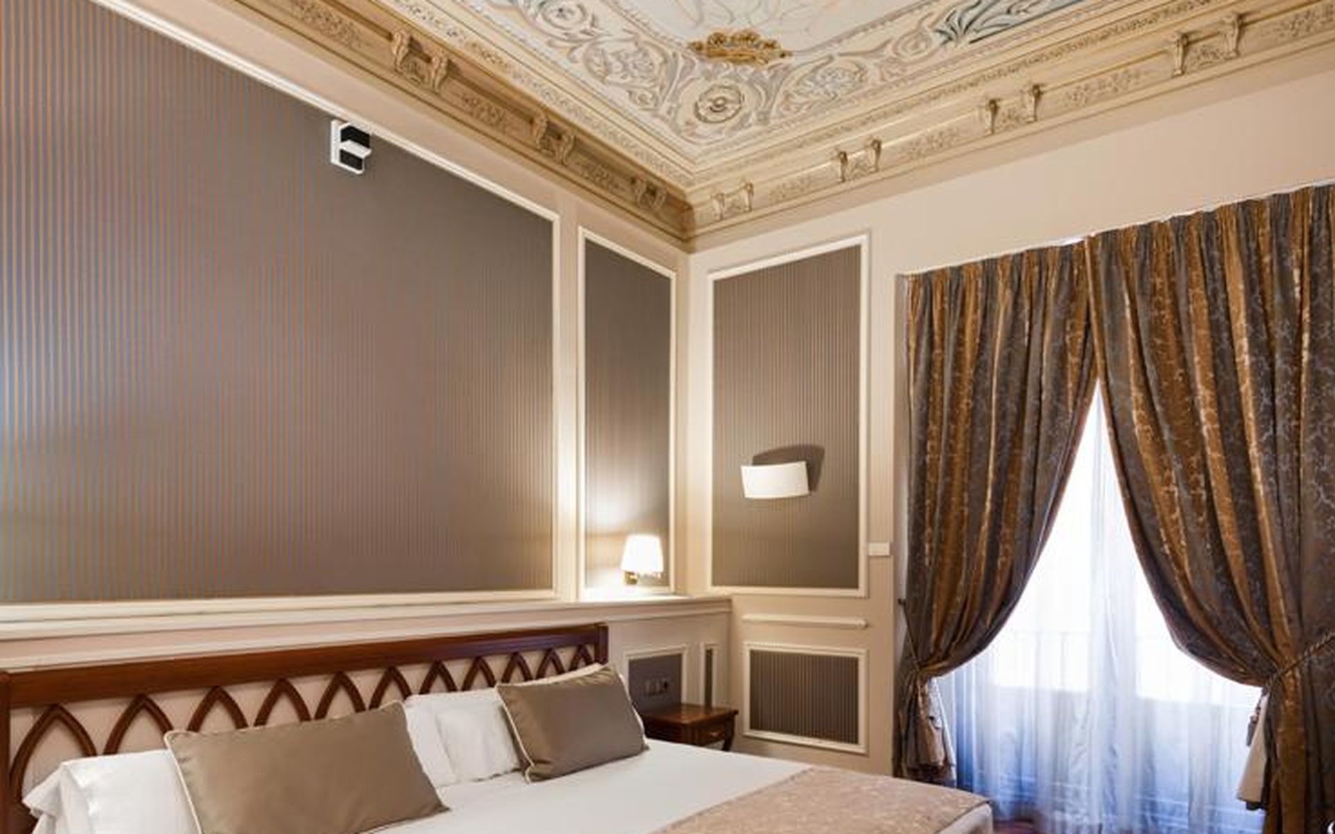 Catalonia Cortes 4* Madrid