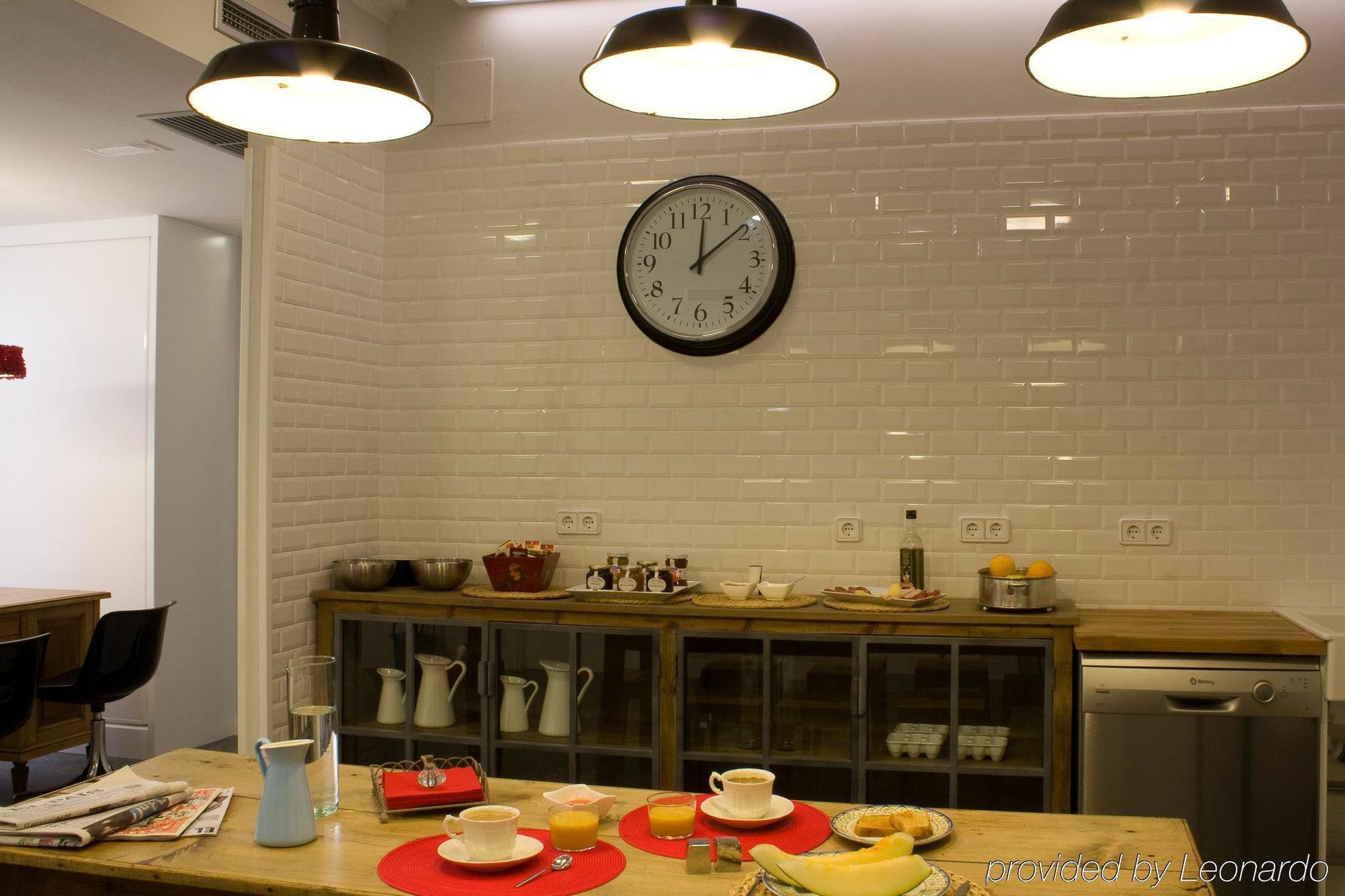 Numa Script Aparthotel 3*