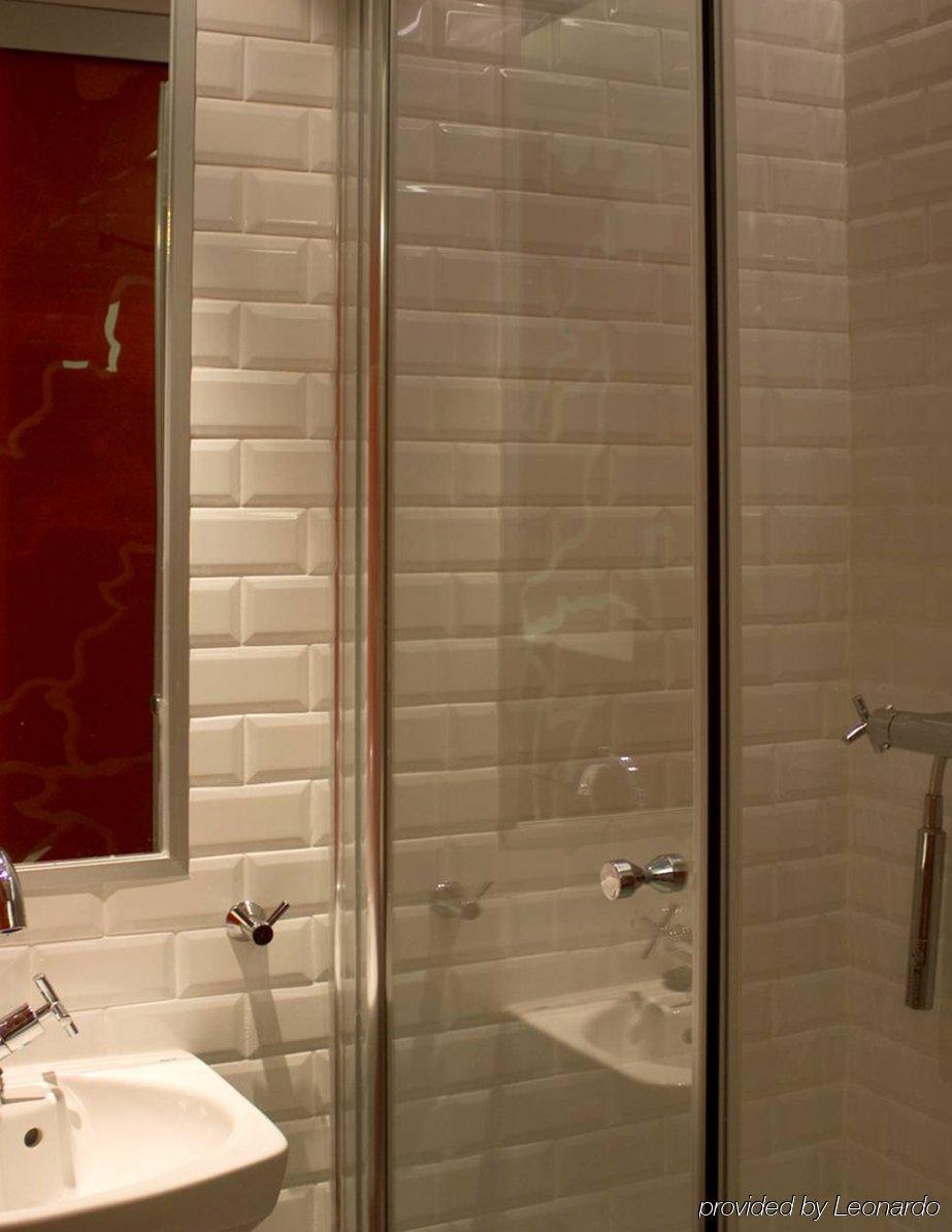 Numa Script Aparthotel 3*