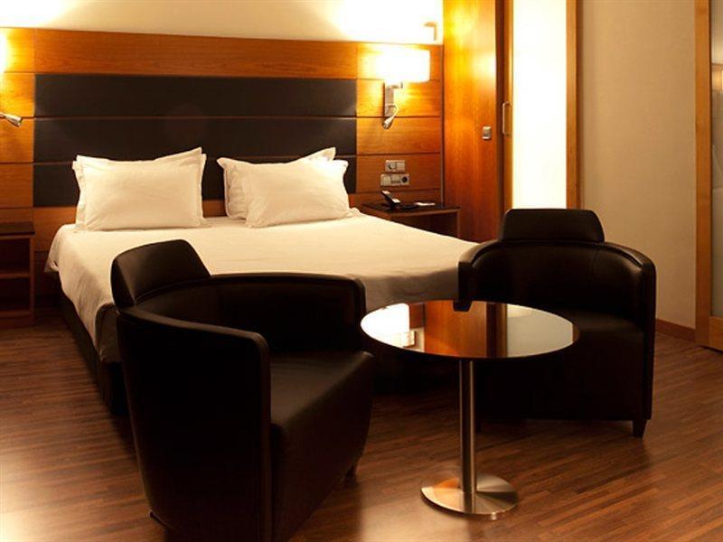 Ac Carlton By Marriott Hotel Madri