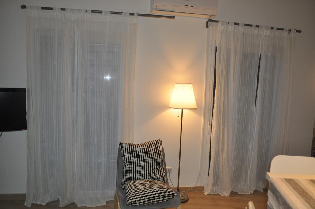 Apartment Ronda De Segovia Madrid