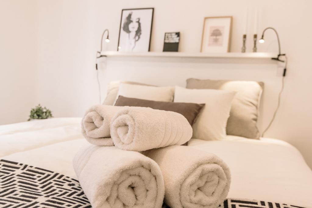 Hotel Me Reina Victoria By Melia Madrid