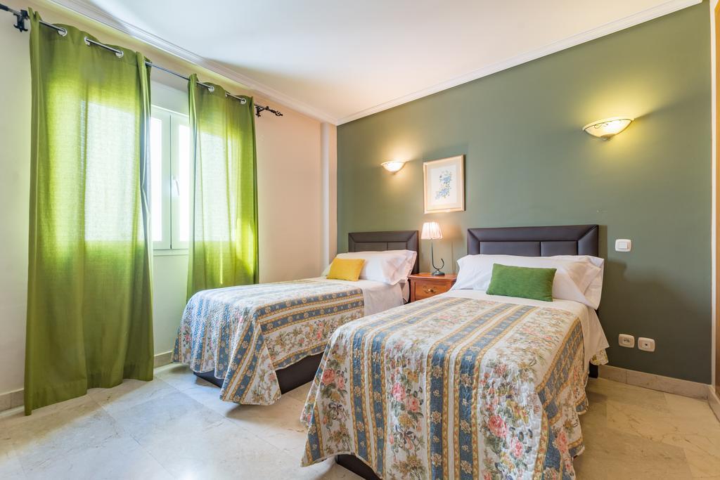 Caballero De Gracia Apartment *