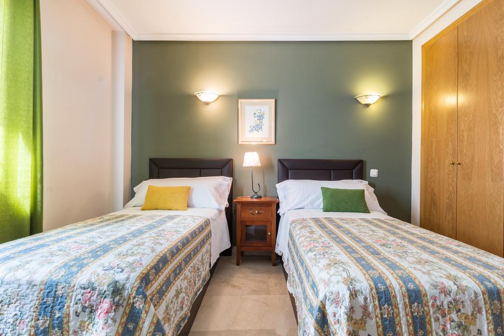 Caballero De Gracia Apartment