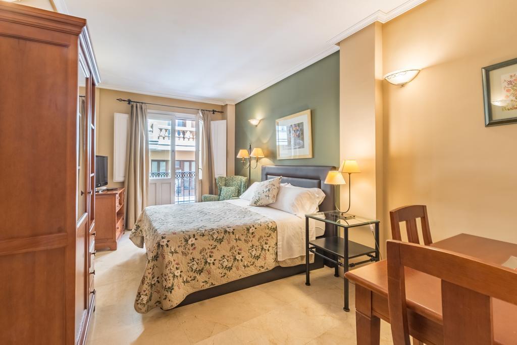 Caballero De Gracia Apartment