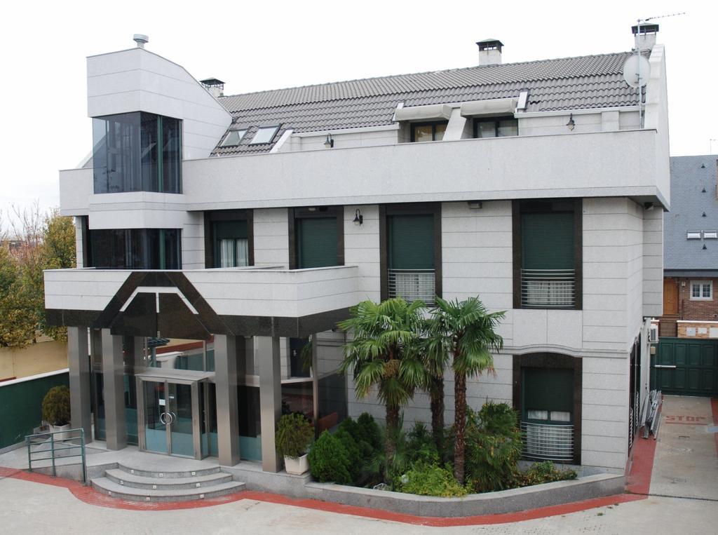5 Pinos Guest house