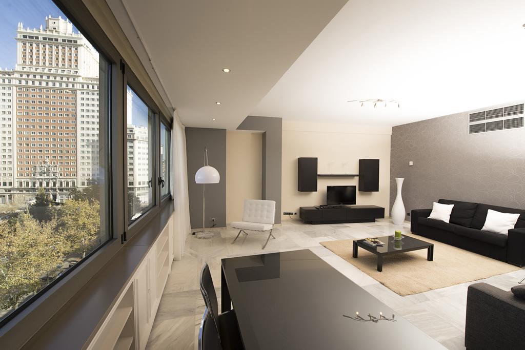 Apartment Plaza