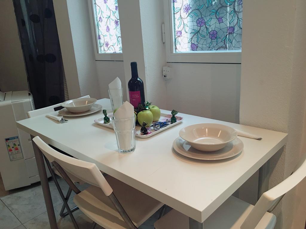 Gran Via Apartment *