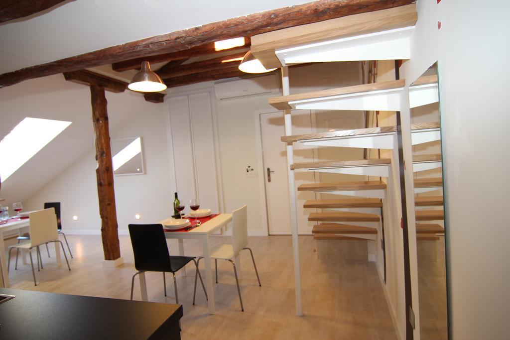 Apartamento Triangulo Del Arte Apartment *