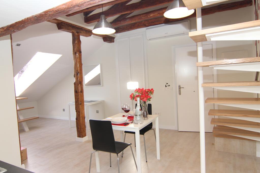 Apartamento Triangulo Del Arte Apartment *