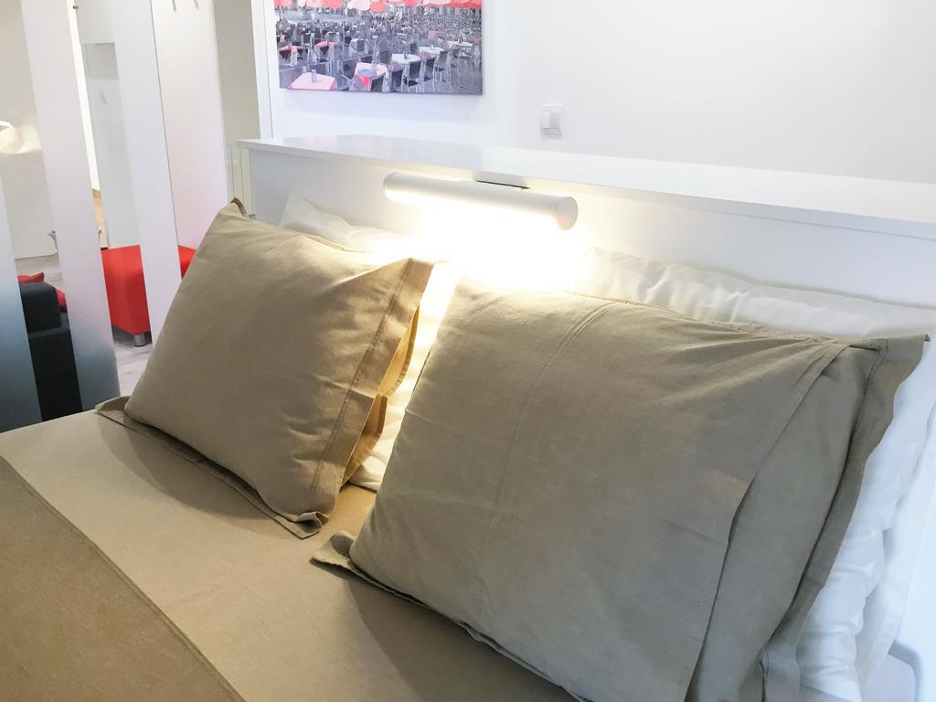Atico En Puerta Del Sol Apartment *
