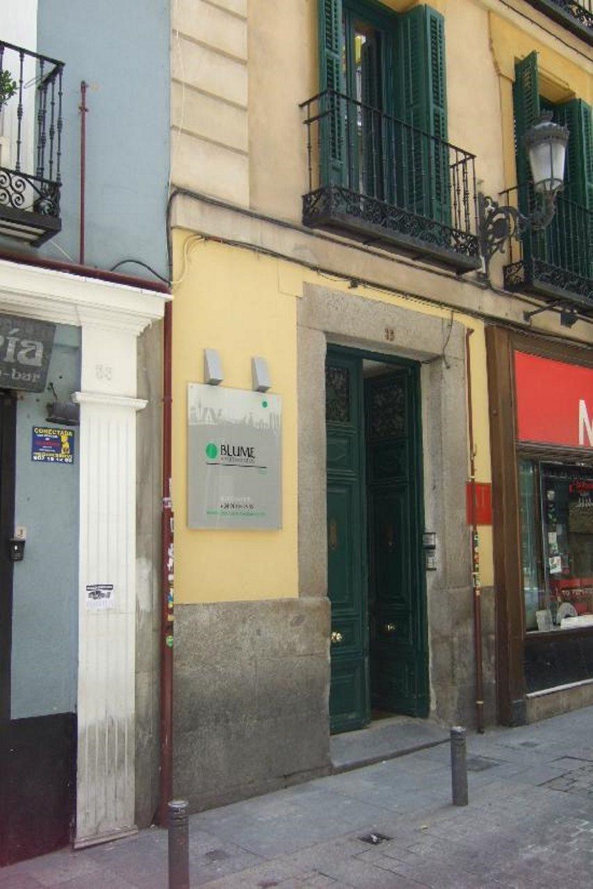 Blume Cruz Apartment *
