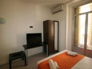 H2 Plaza Mayor Hotel 3*