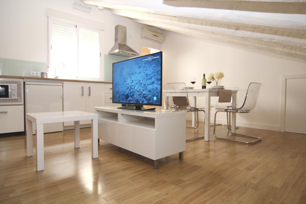 Atico En Puerta Del Sol Apartment