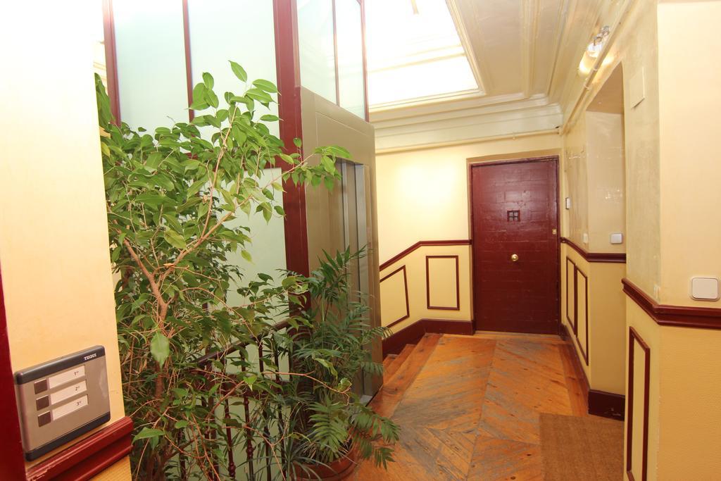 Atico En Puerta Del Sol Apartment Madrid