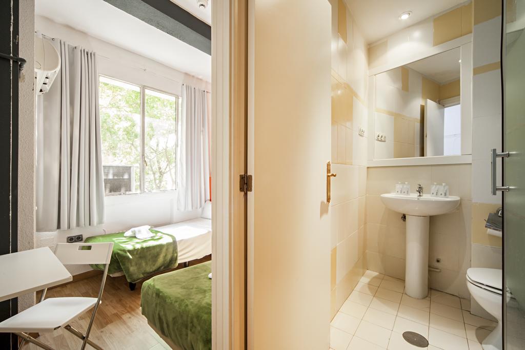 Euromadrid Albergue *