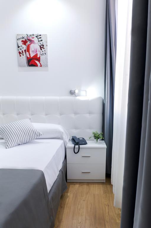Boutique Urban Genova Aparthotel 2*