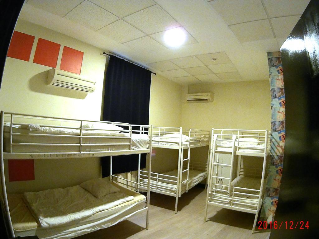 Meetingpoint Hostel *
