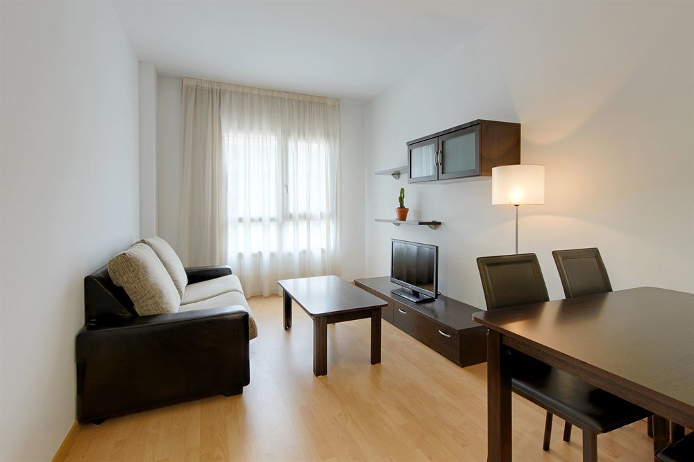 Airport Suites, Affiliated By Meliá 2*