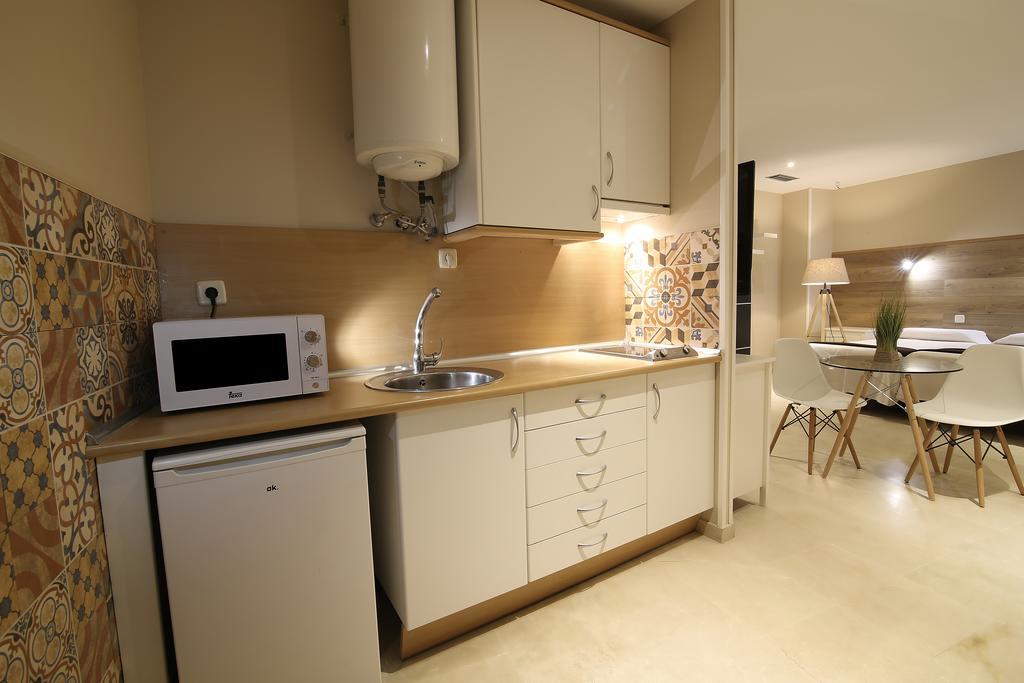 Mercury Apartment *
